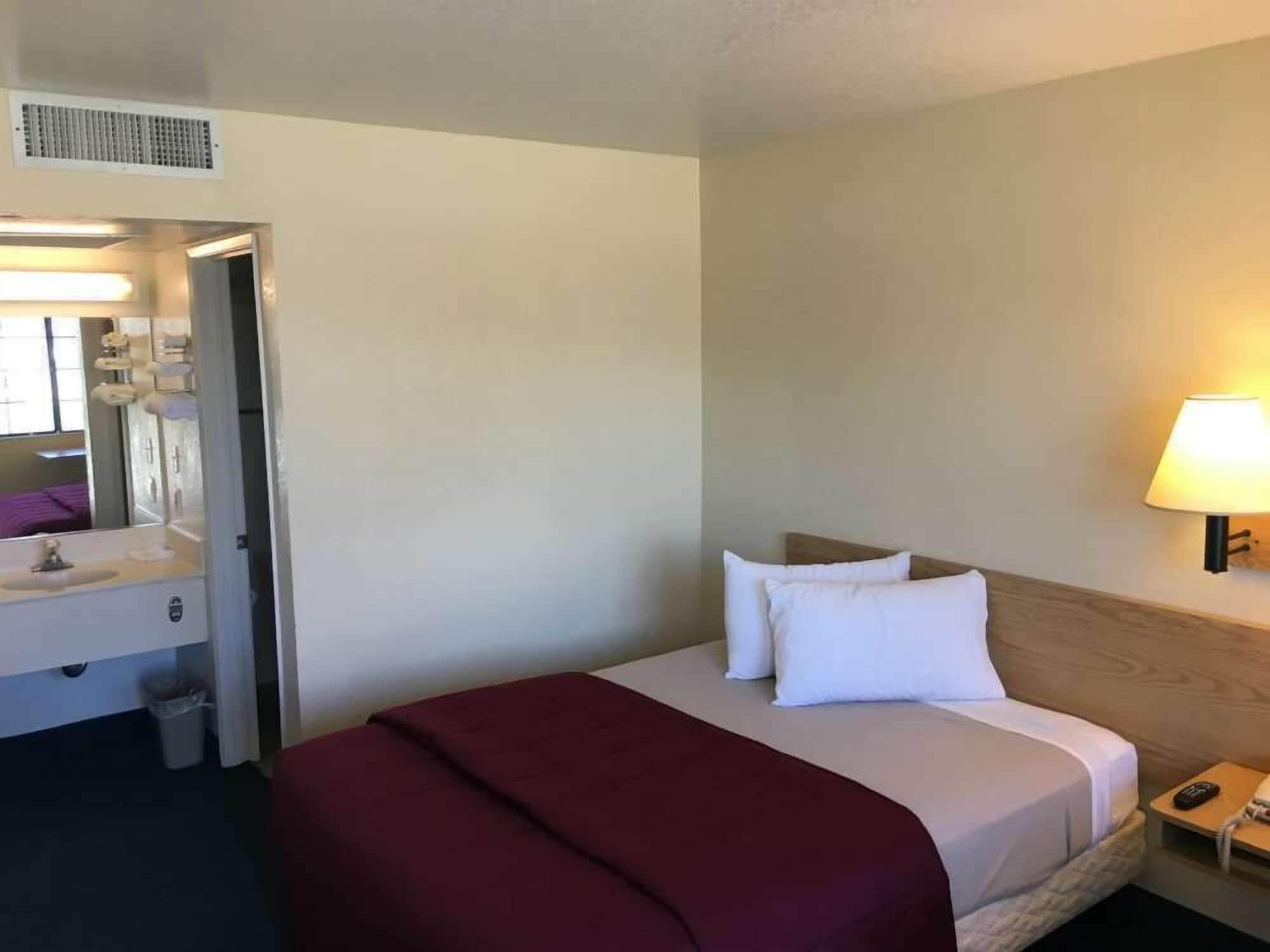 Vagabond Inn Buttonwillow North I-5 Extérieur photo